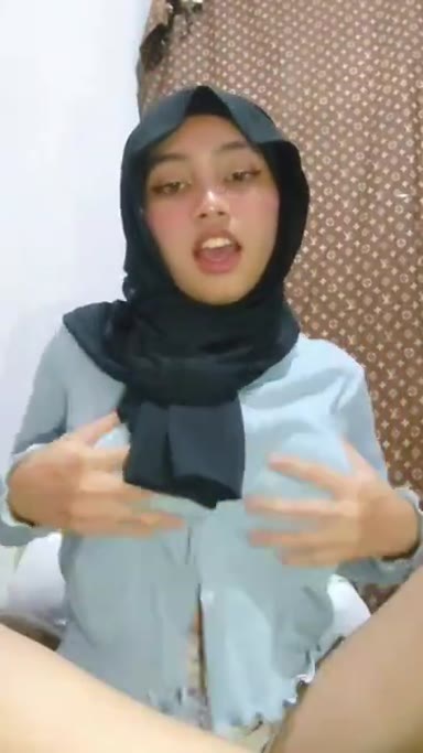Lagi Viral Terbaru Keeping An Eye On Calm Smp Top Global